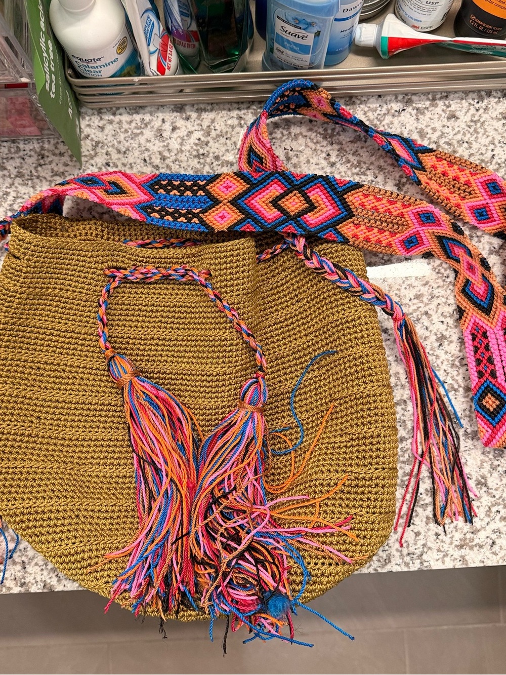 Wayuu tribe olive green bag